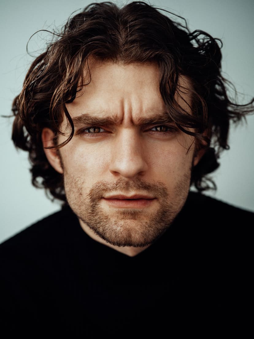 Your Albanian Çifteli Instructor